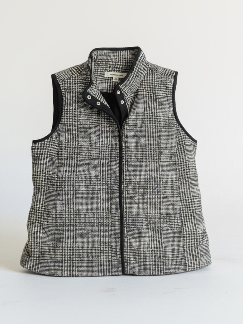 croft & barrow Black & White Plaid Quilted Vest
